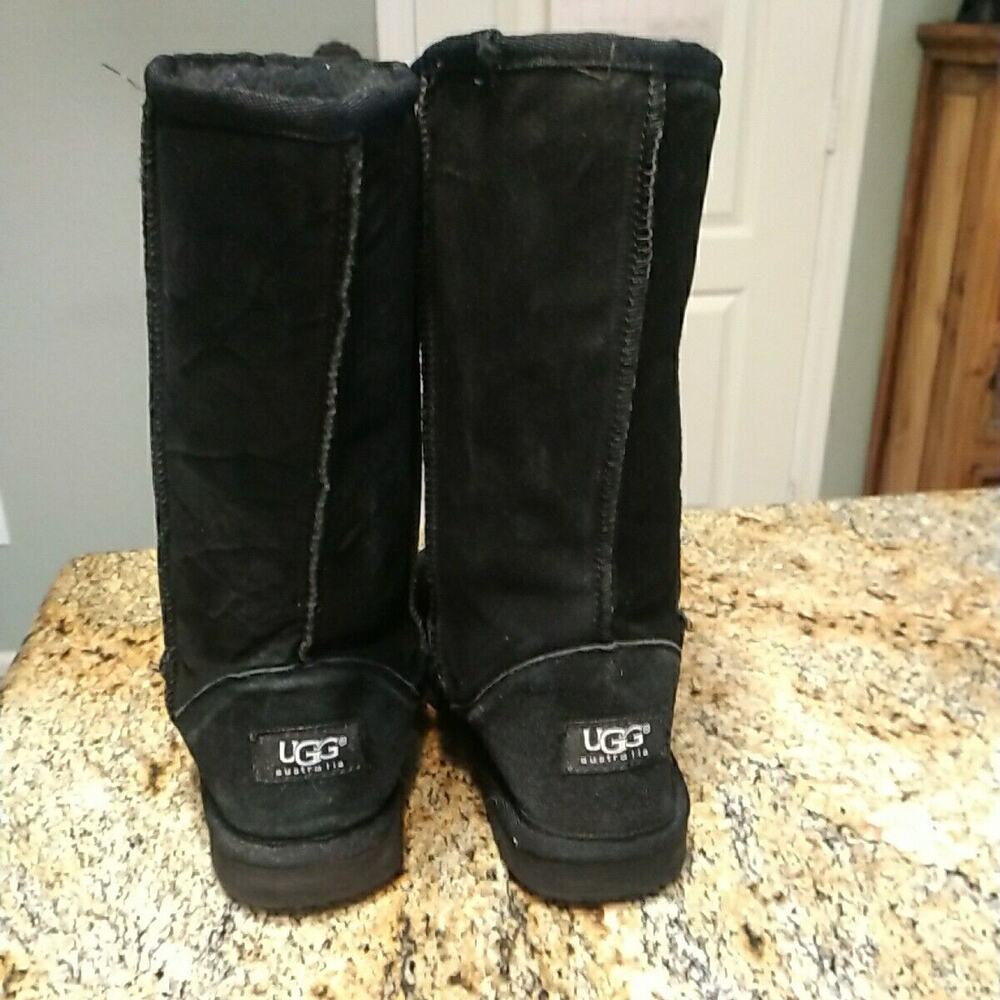 UGG 5815 Womens Classic Tall Sheepskin Lined Winter Boots Black Suede Size 6 - Picture 8 of 12